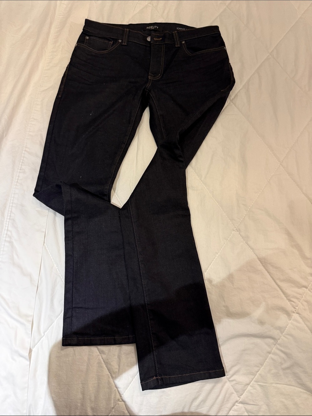 Fidelity men’s Dark Black Bootcut Jeans